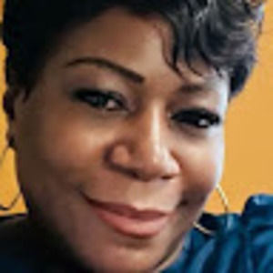 Meet your Posher, Candice